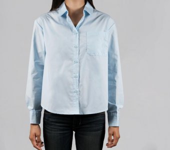 Camisa feminina azul claro